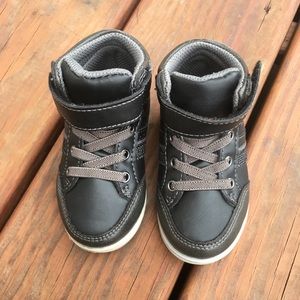 Toddler size 5 sneakers (boy)